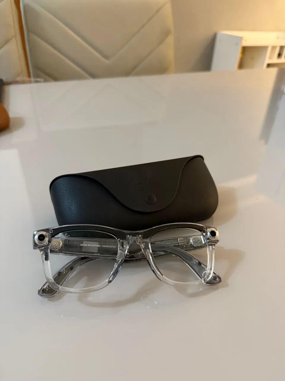 Ray-Ban Meta - Óculos Inteligentes com Câmera