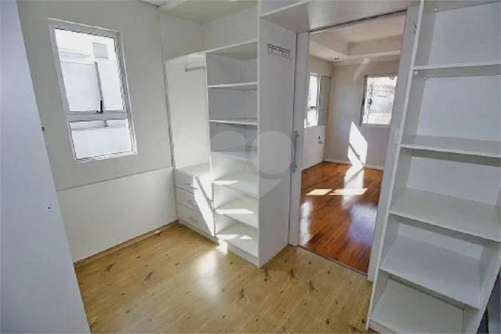 Imóvel para venda tem 277 metros quadrados com 4 quartos em Pinheirinho - Curitiba - PR - Foto 3