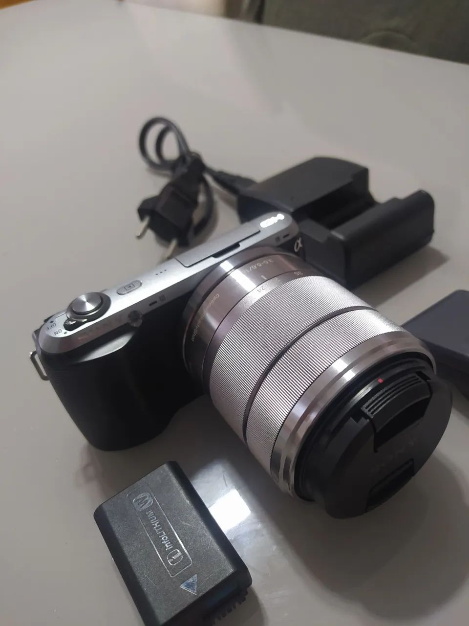 CÂMERA FOTOGRÁFICA SONY NEX C3 COM LENTE 18 55MM - Câmeras e