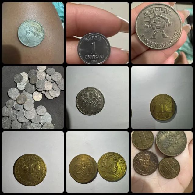 Muitas moedas antigas