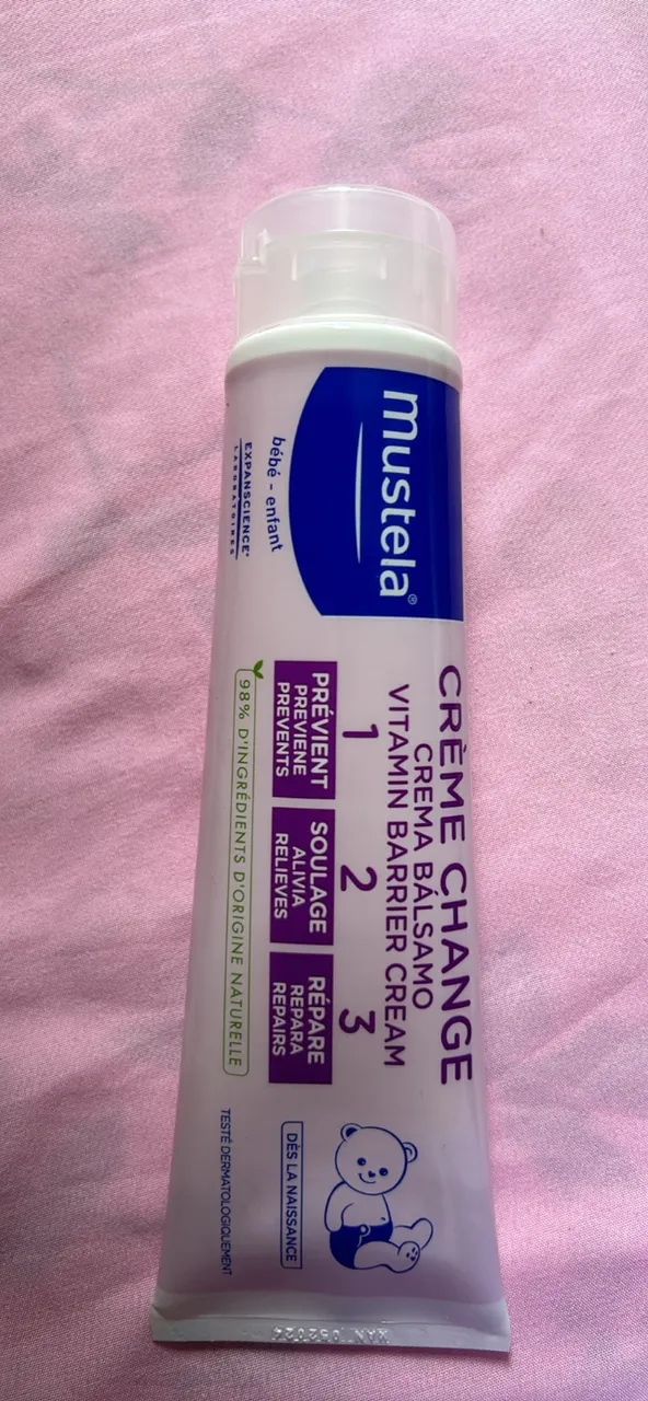 Mustela para assadura