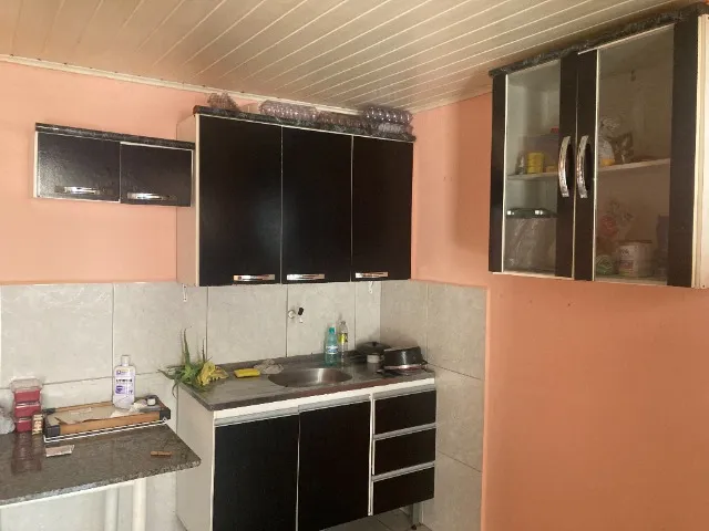 Conjunto de moveis de cozinha com pia de inox- usado em bom estado