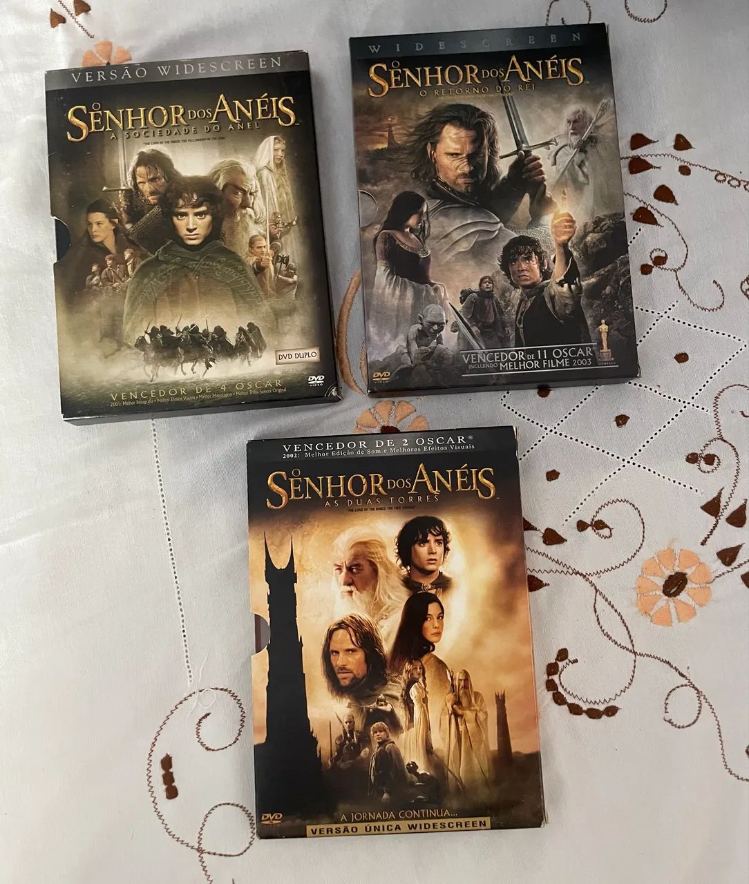 DVD trilogia o Senhor  dos Anéis  - Foto 2