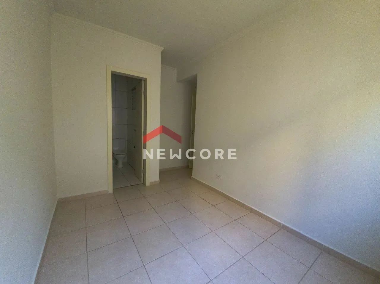 Apartamento em Avenida Paul Harris - Nossa Senhora de Lourdes - Londrina/PR - Foto 3