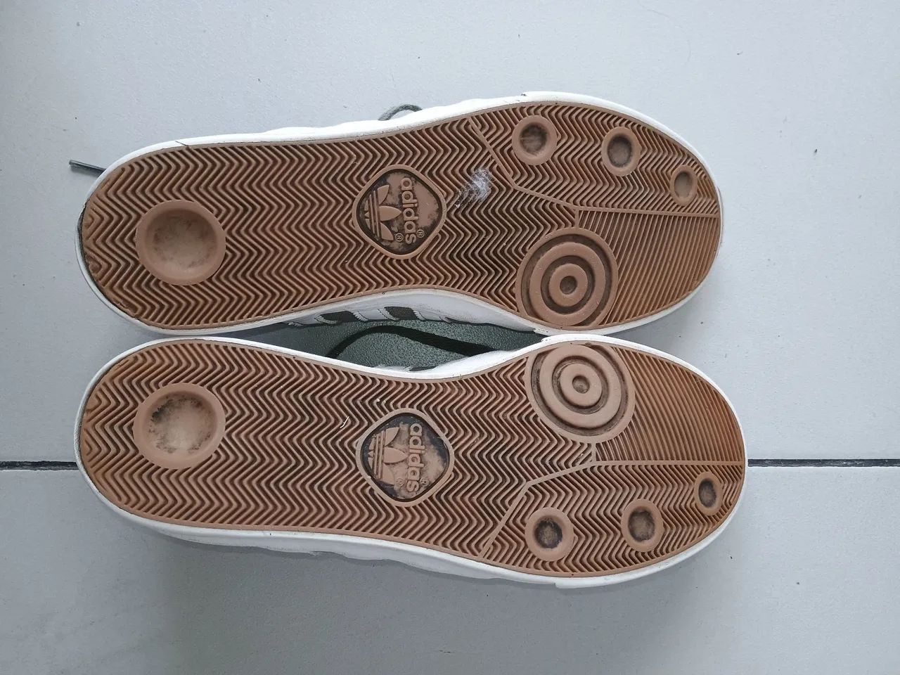 Tênis Adidas Verde - Foto 4