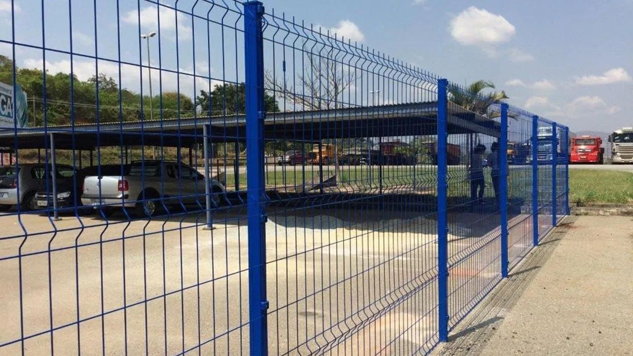 Painel gradil com revestimento em PVC de alta aderência / Gradil revestido  - Foto 3