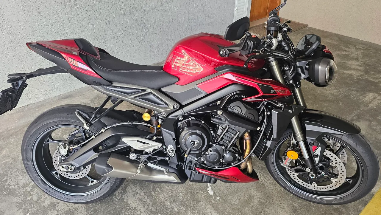 Triumph Street Triple 765 RS