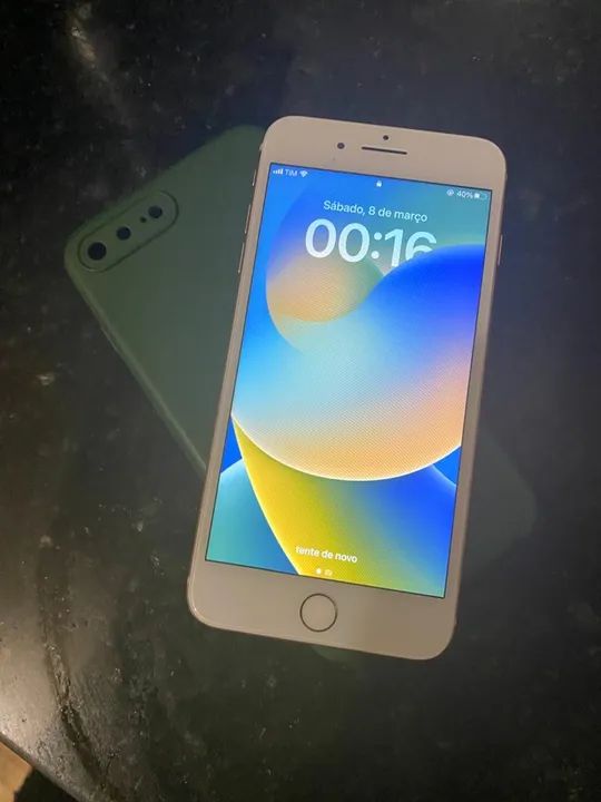 iPhone 8 Plus Gold 64GB - Seminovo - Foto 2