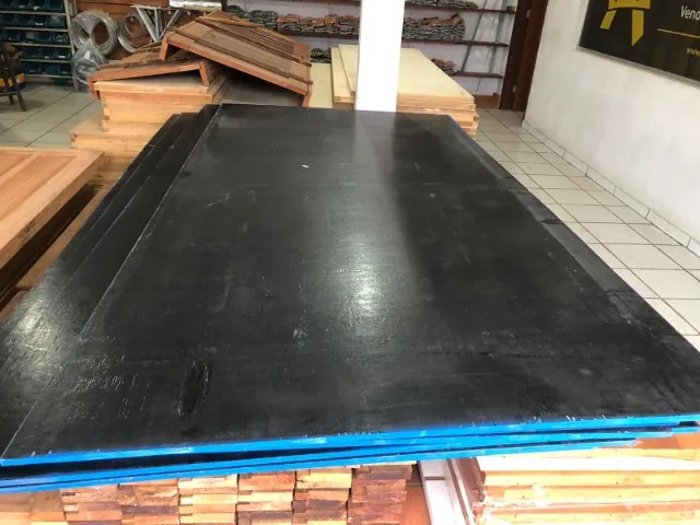 Compensado (Comum, Naval, Resinado e Plastificado)