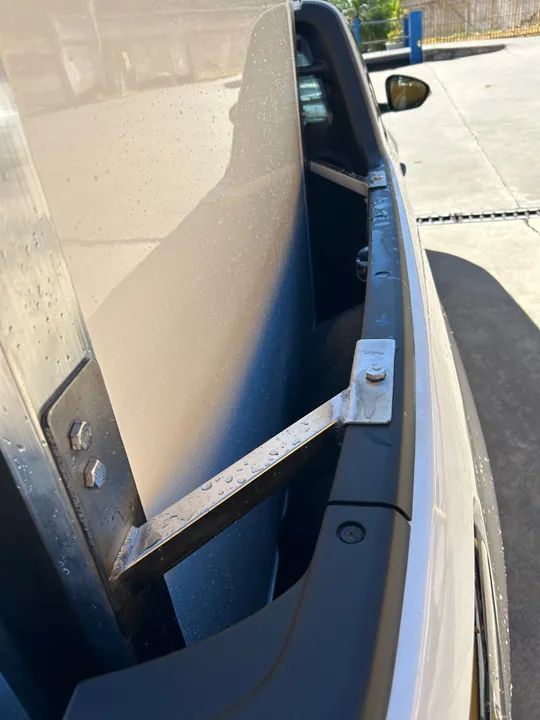 Baú com placa Eutetica strada/saveiro e outros  - Foto 3