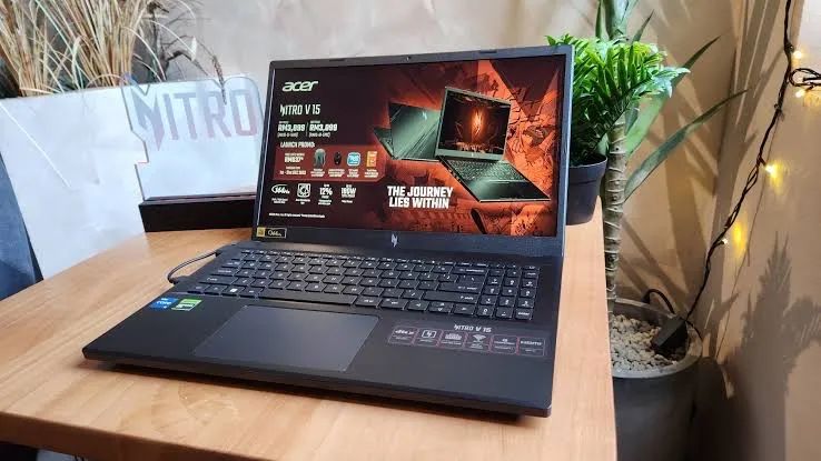 NOTEBOOK ACER V15 i7 16GB DDR5 RTX4050 6GB TELA 144Hz - NOVO  - Foto 2