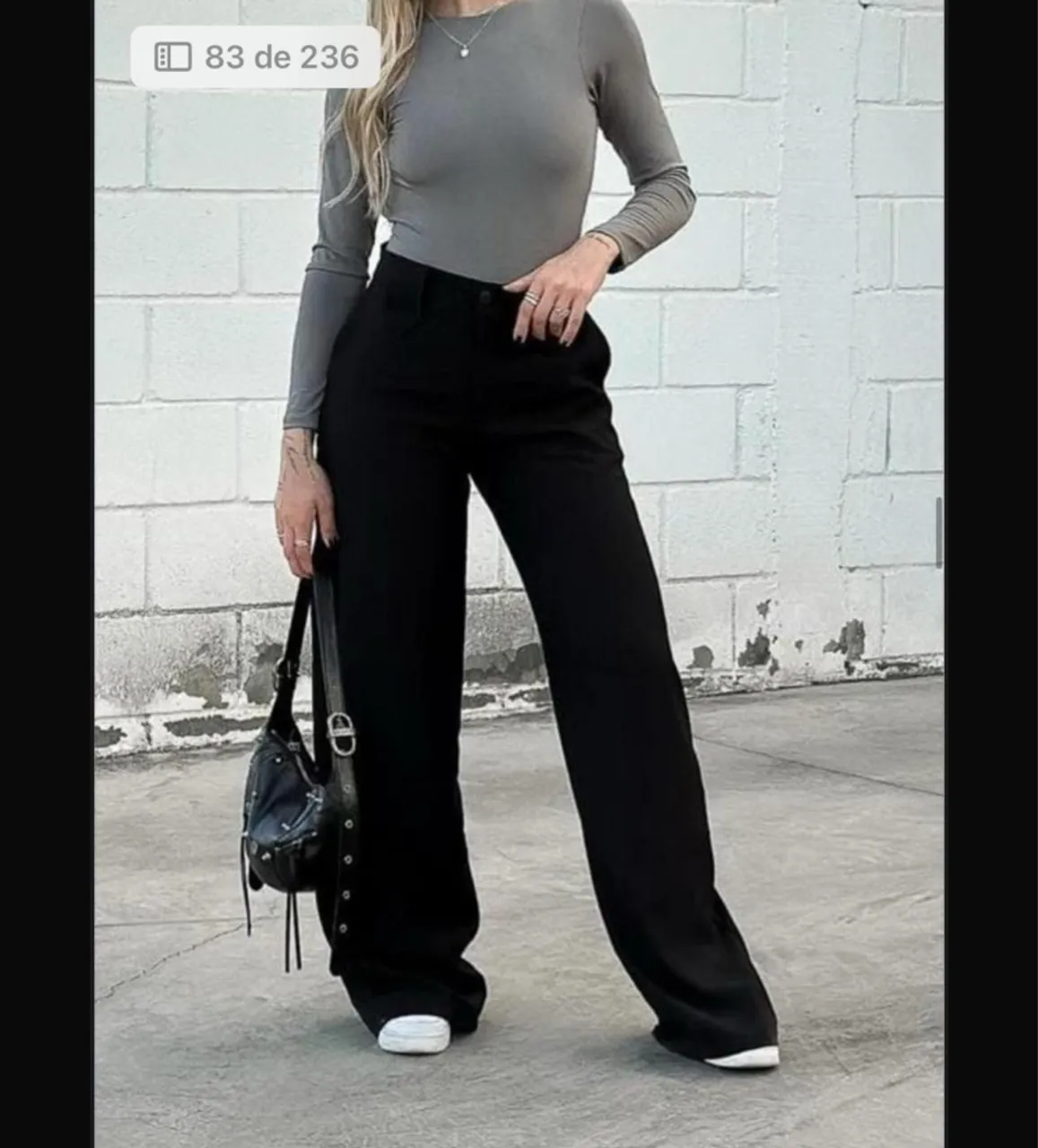 Body de manga longa com decote nas costas 