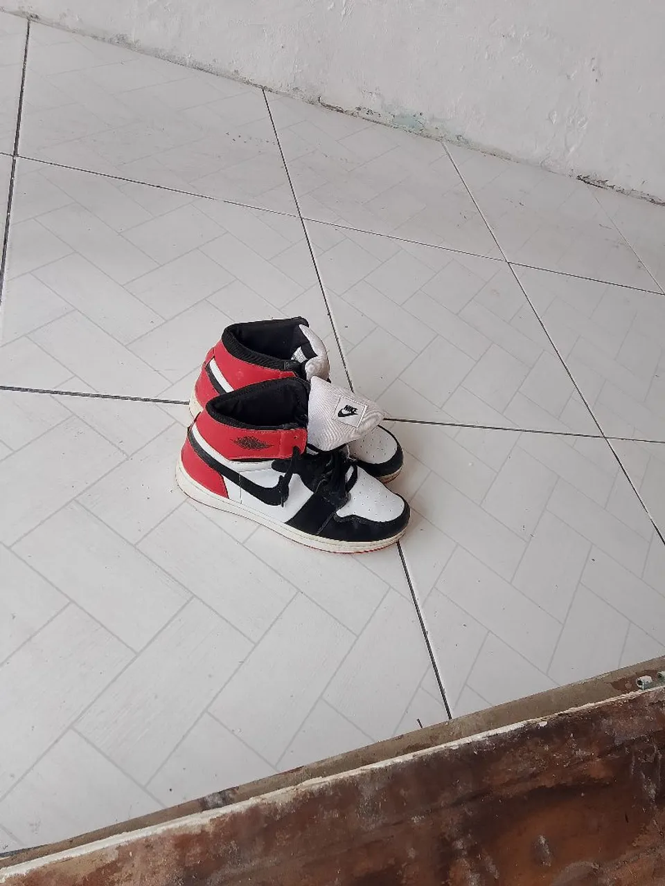 Tênis Nike Air Jordan 1