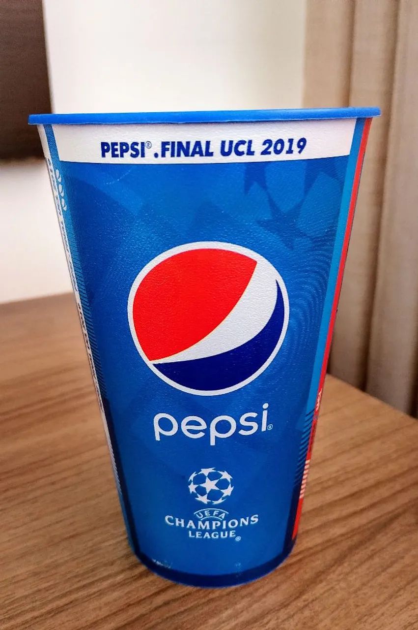 Copo colecionável PEPSI UEFA Champions League