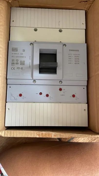 DISJUNTOR DWB800S500-3DA 500A 3 polos 50kA