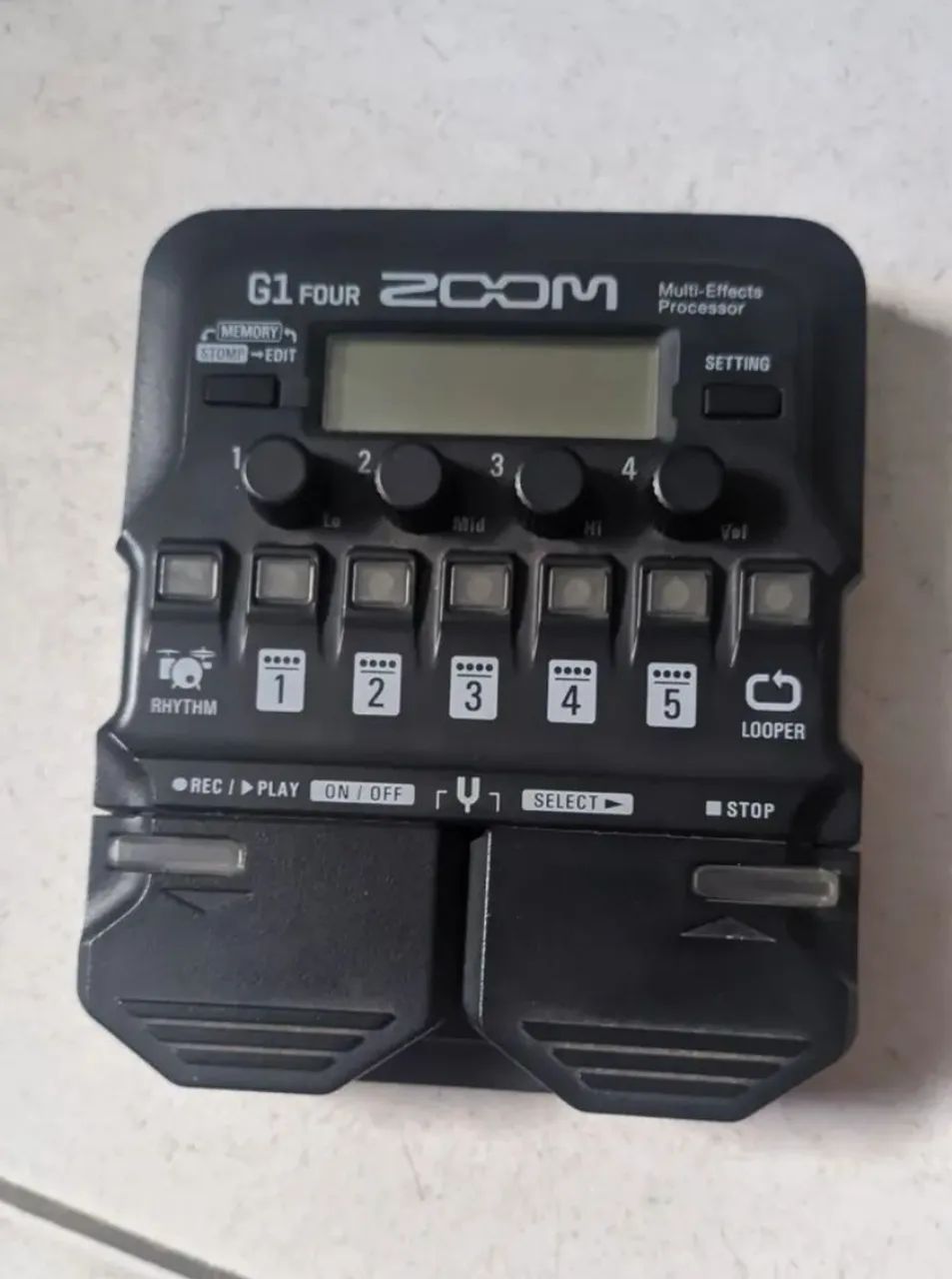 Zoom G1 FOUR - Pedal Multi-Efeitos - Instrumentos musicais - Taquara ...