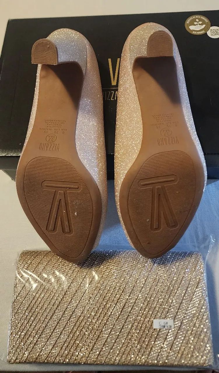 Peep Toe Vizzano Dourado N37 + Clutch Dourada - Foto 3