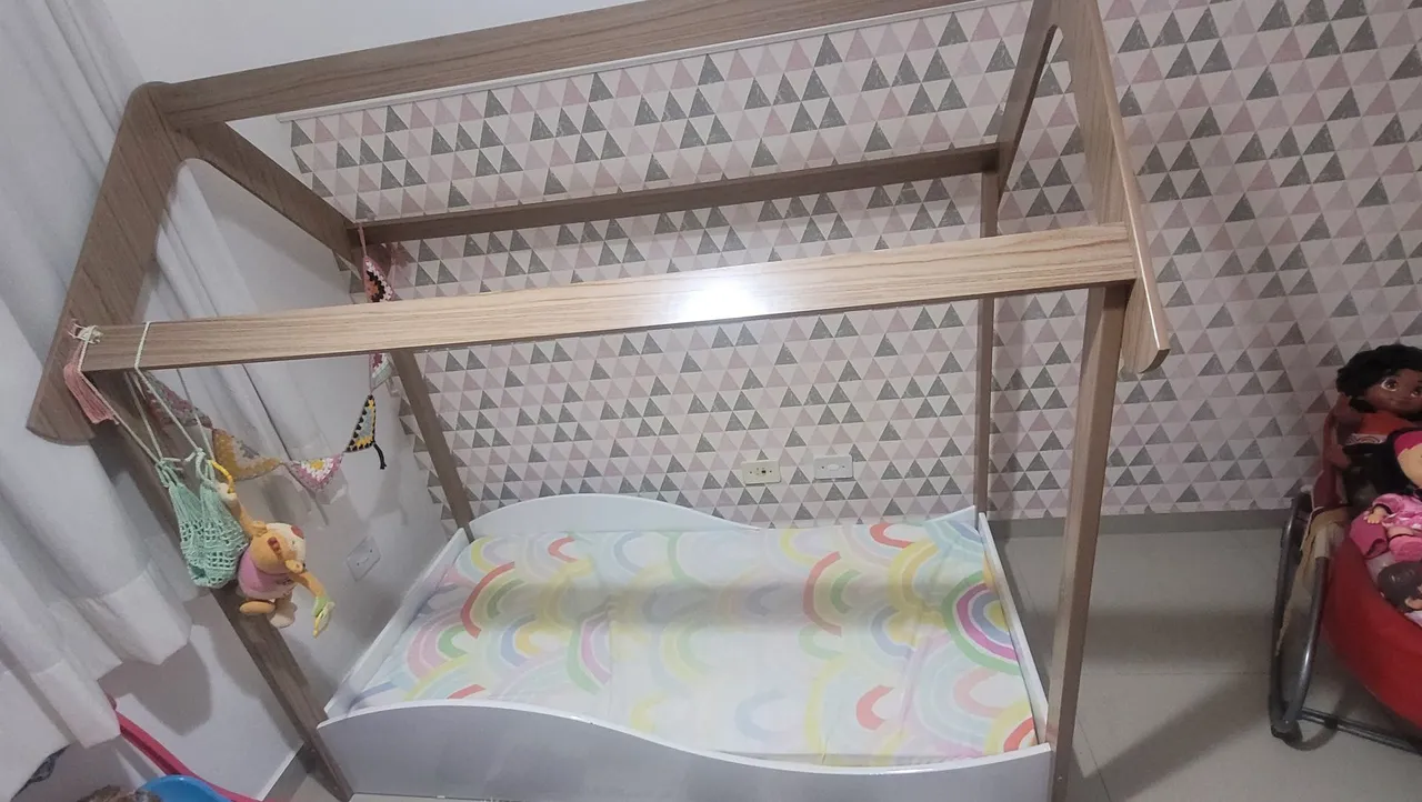 Cama casinha montessoriana