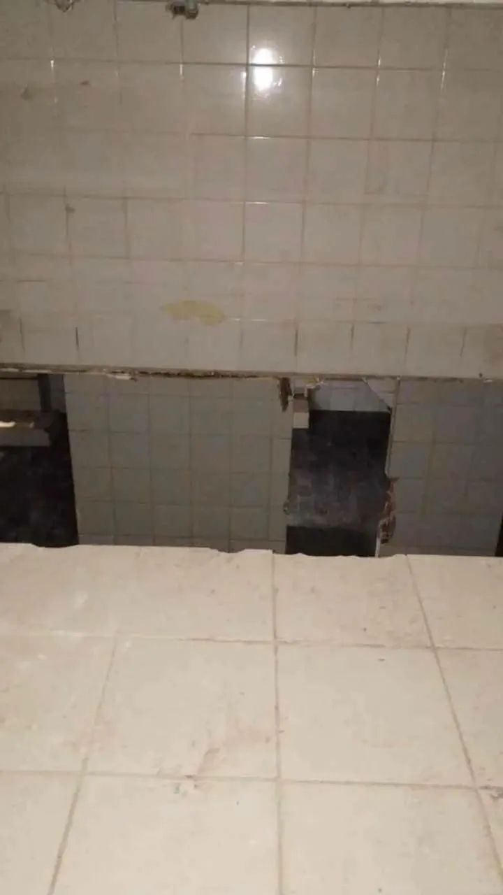 Loja comercial com 359,16m², pé direito duplo, não tem condomínio vinculado à loja. Rua 9  - Foto 11