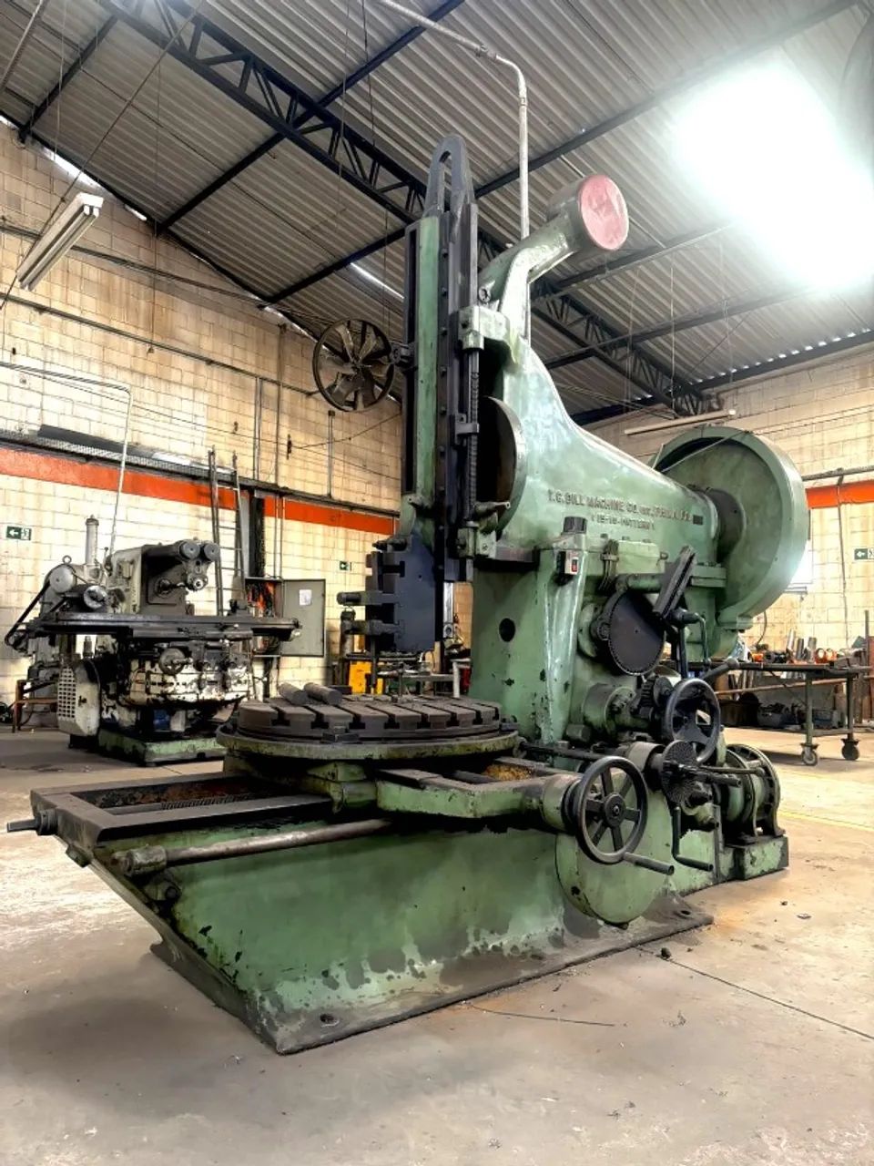 Chaveteira Entalhadora Dill Machine 450mm - CRON01