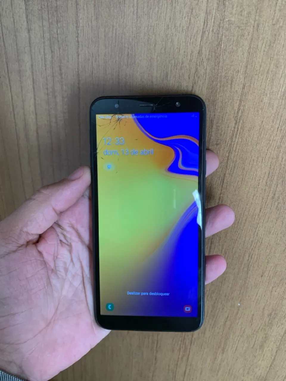 Samsung J4 trincado fio de cabelo 32 gb não interfere em nada