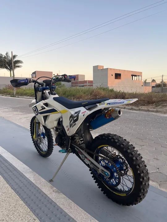 Husqvarna FE 350 2020 - Foto 4