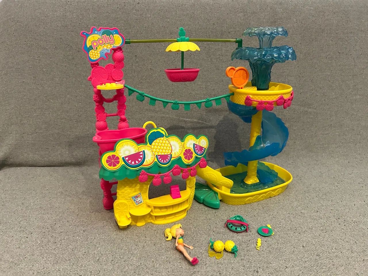 Polly Pocket Parque Aquático dos abacaxis Mattel Brinquedos e