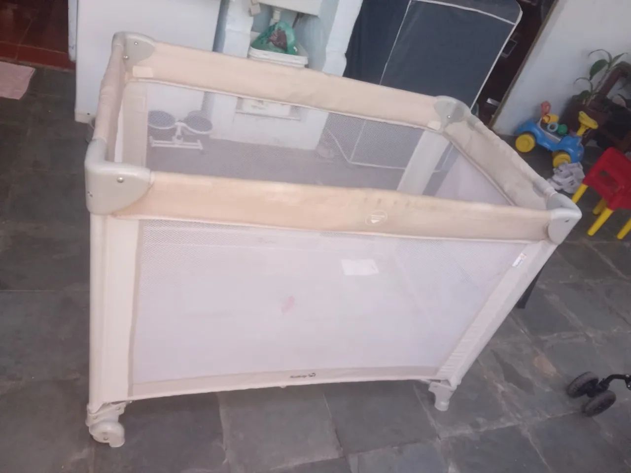 Berço portatil Safety Mini play - Foto 6