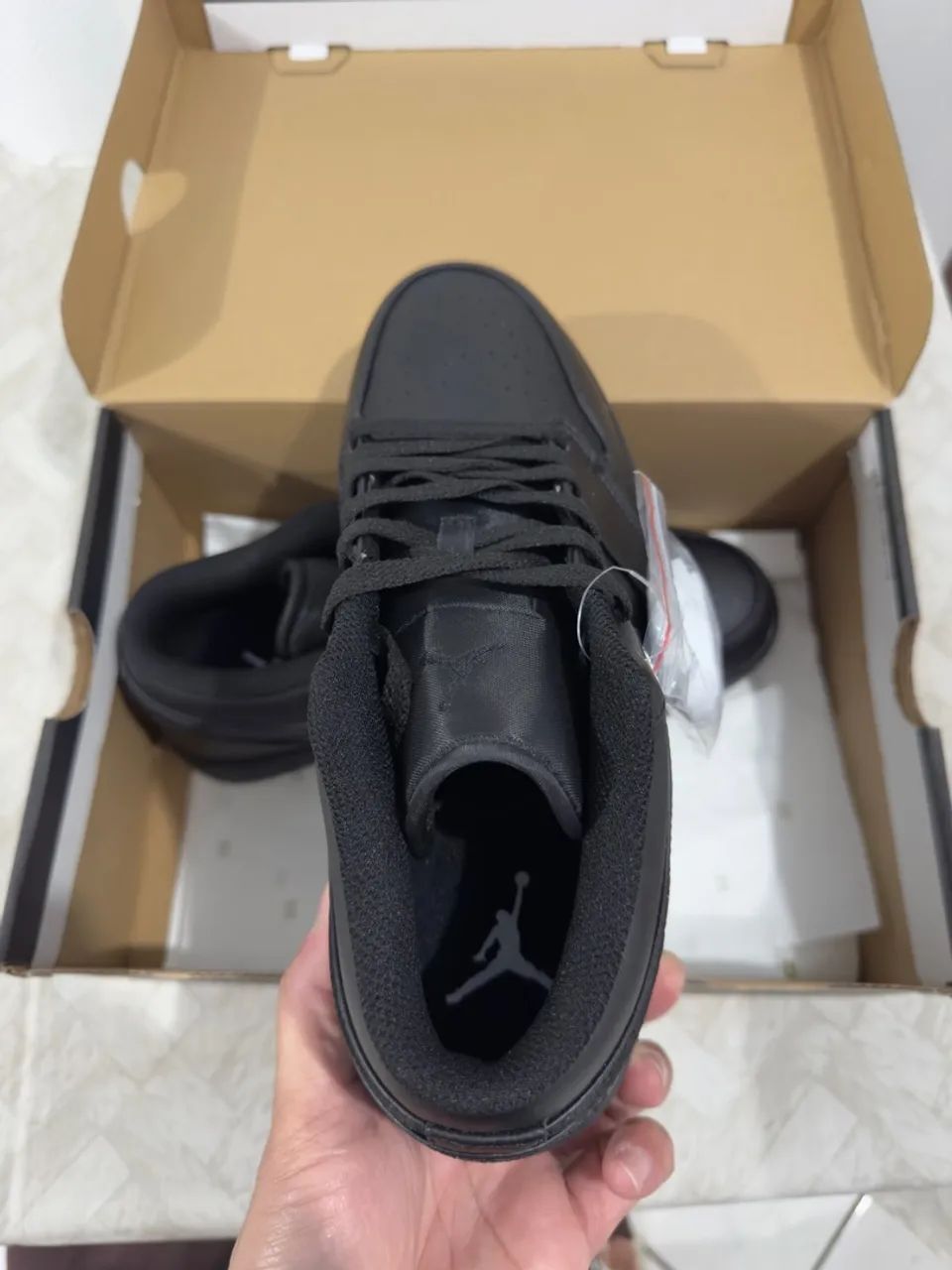 Tênis Nike Air Jordan 1 Low Preto - Foto 3