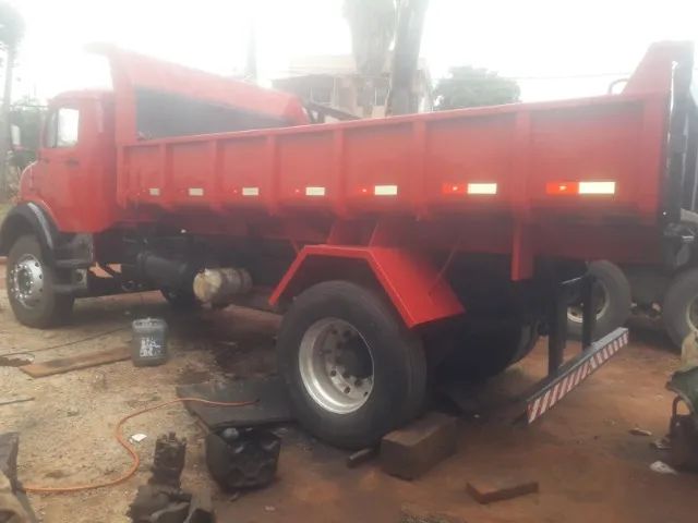 Caminhão MB 1519 - 1978 Caçamba Lisa, Pintura e Gabine Novas! - Foto 5
