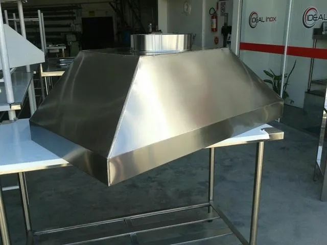 Orçamento de coifa industrial sob medida para sua cozinha - em aço inox 