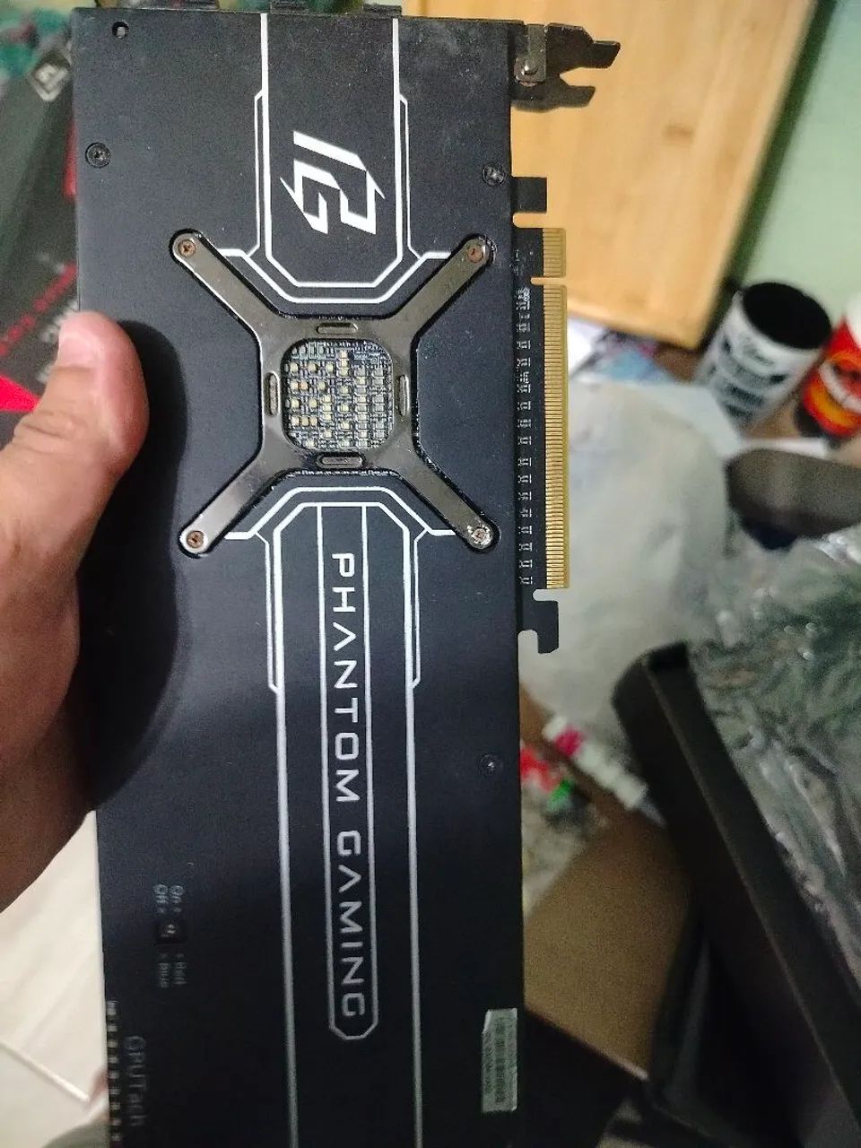 RX Vega 56 detalhe - Foto 2