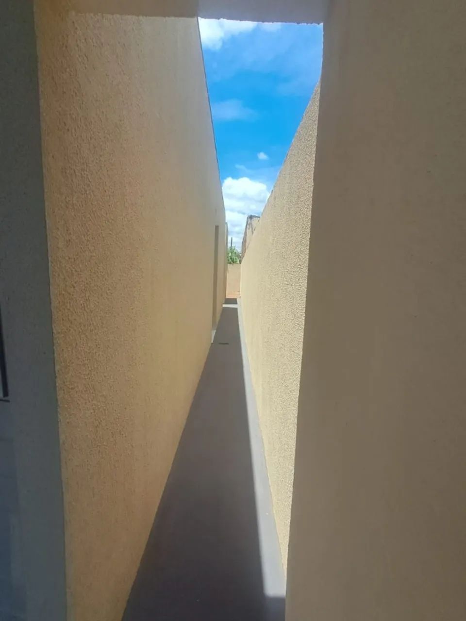 CASA PRONTA PARA FINANCIAMENTO BEM LOCALIZADA - Foto 2
