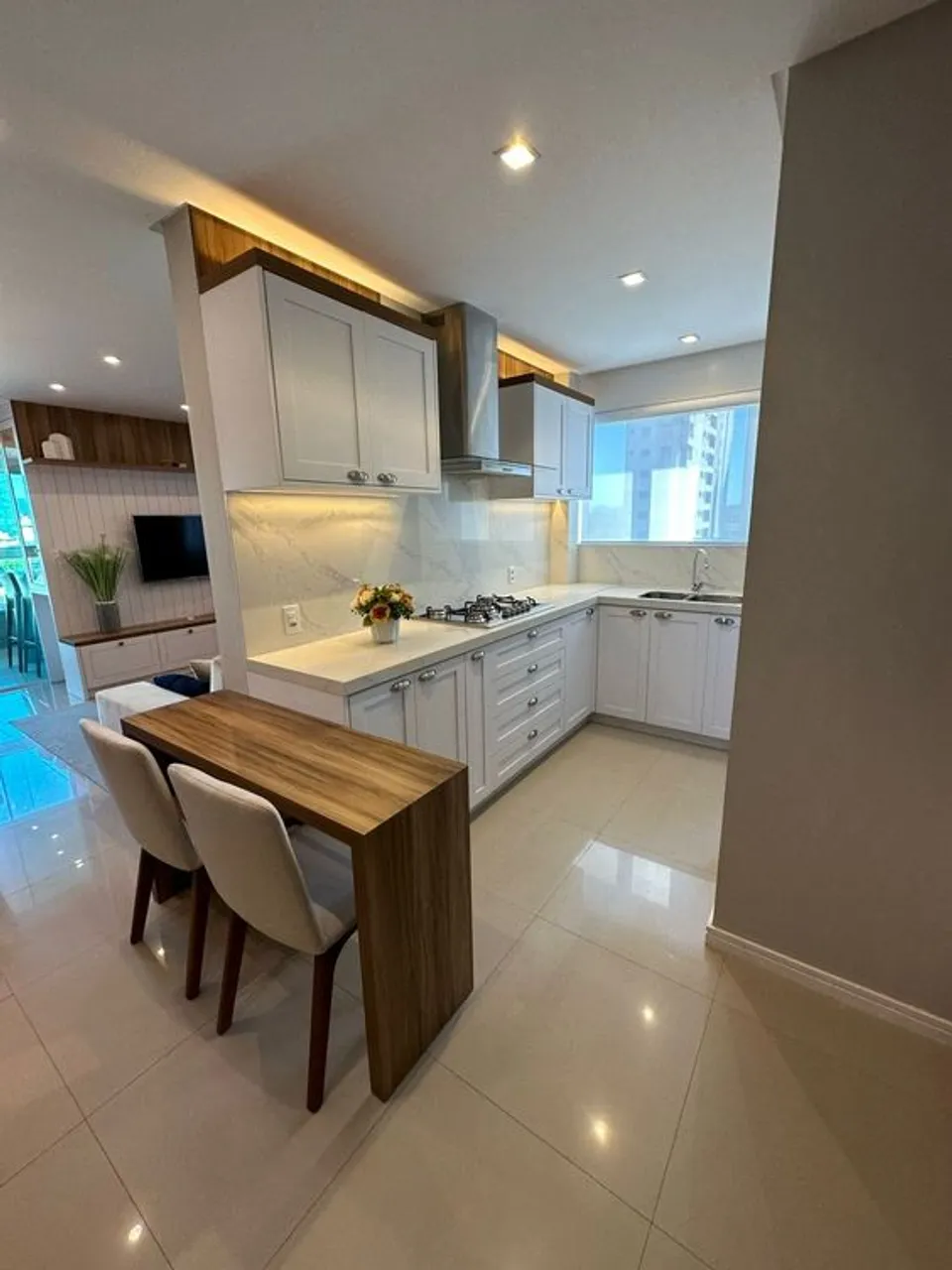 apartamento 2 quartos em niteroi ao lado das barcas e a 6 min do shooping !