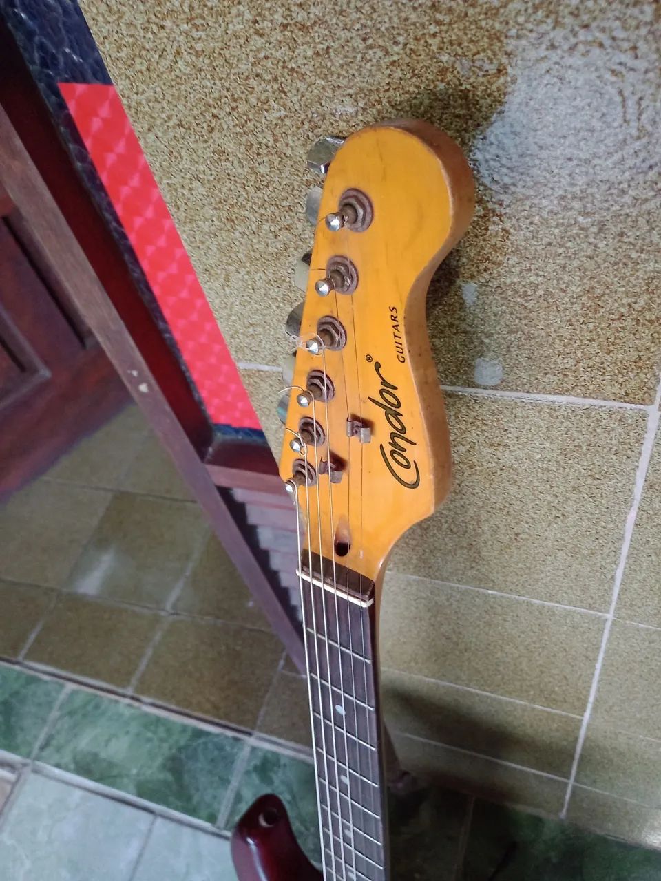 Ótima guitarra  - Foto 3