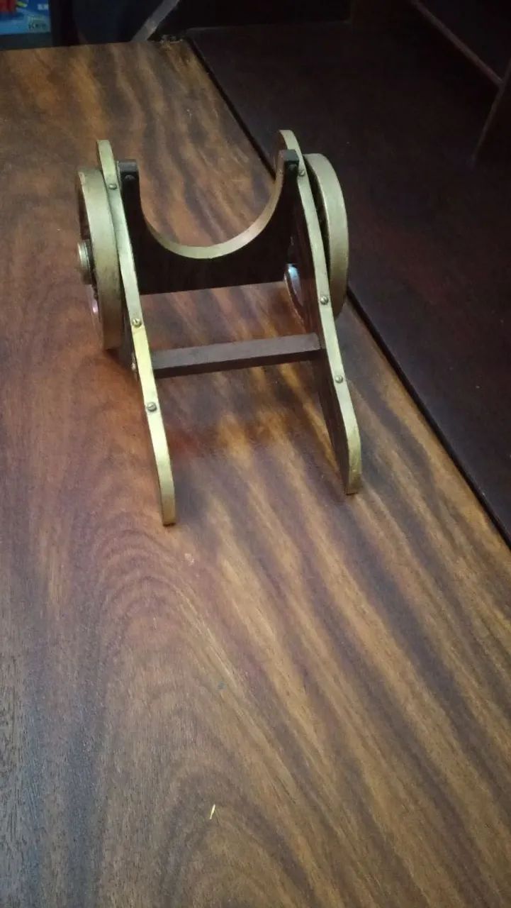 Suporte de vinho antigo - Foto 2