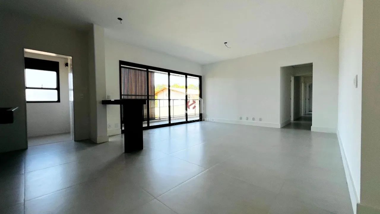 Apartamento, 3 Suítes & Varanda - Residencial Aruna - Ubatuba/SP