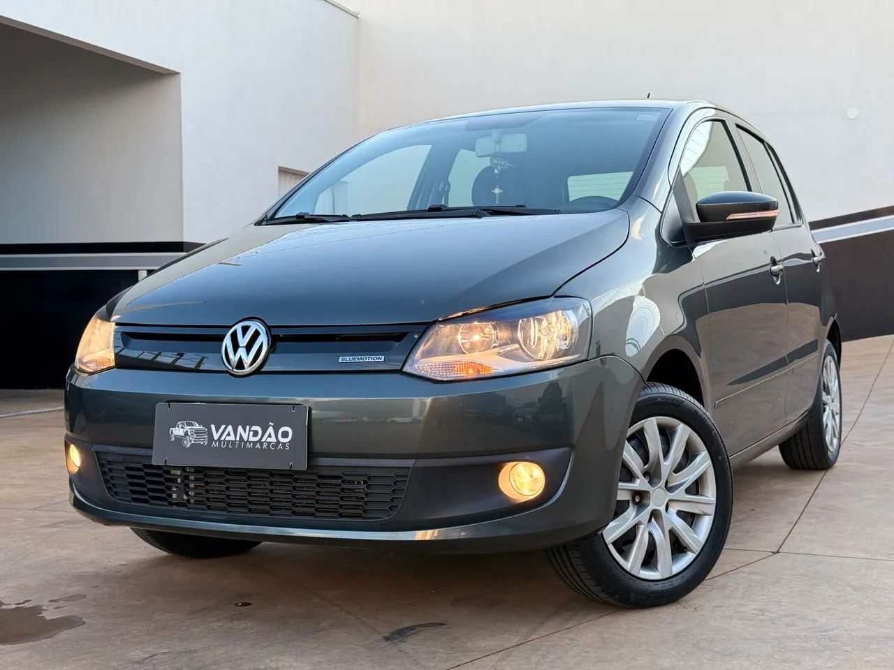 W Fox VOLKSWAGEN FOX 2013 Usados e Novos