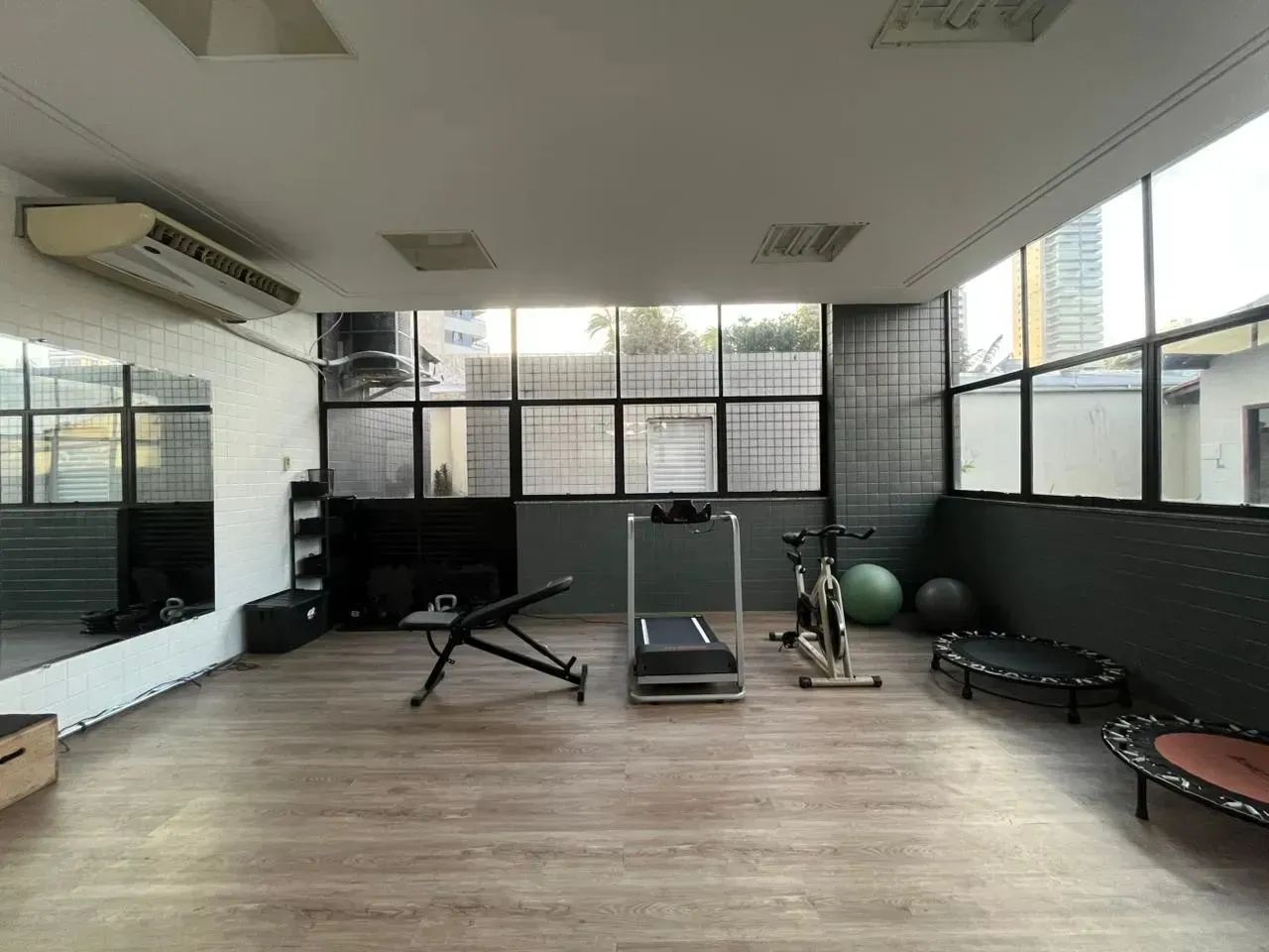 Imóvel para aluguel com 180 m² com 3 suítes em Umarizal no Ed. Maison Classic - Belém - PA - Foto 6