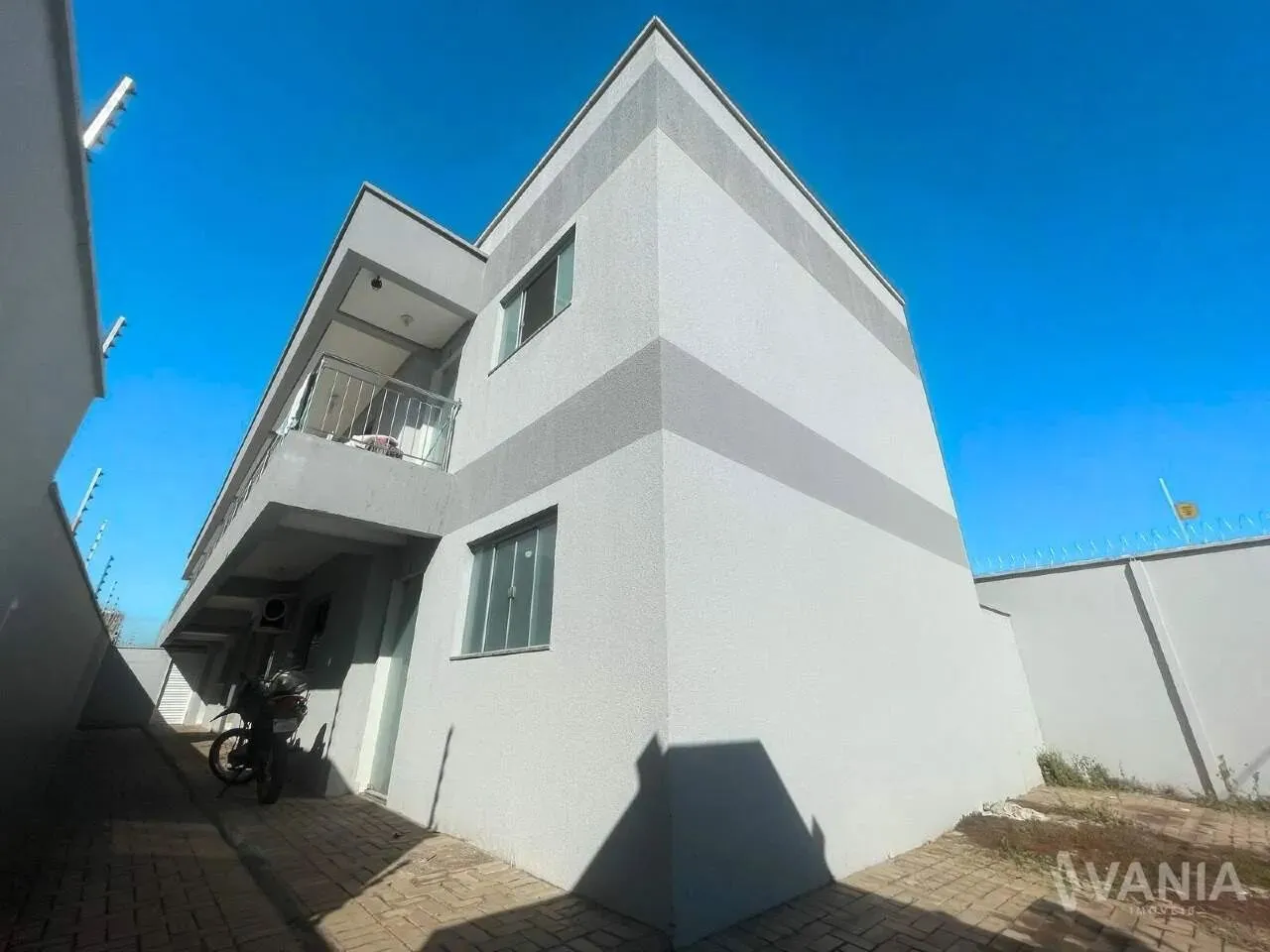 Flat c/ 1 quarto na 1504 sul