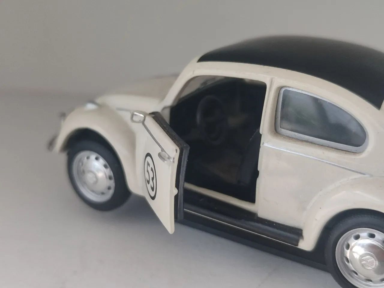 Fusca 53 - Miniatura marca schuco,mais Fusca com teto - Foto 5
