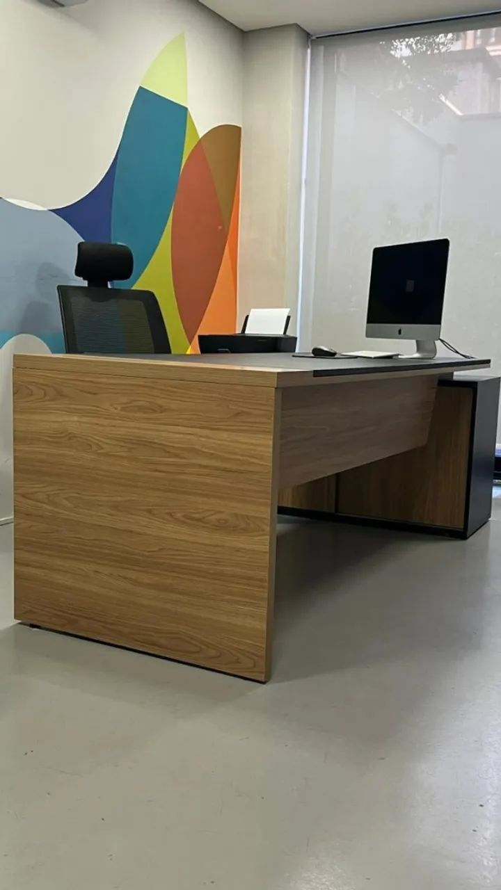 CONJUNTO DIRETOR - MESA + ARMÁRIO