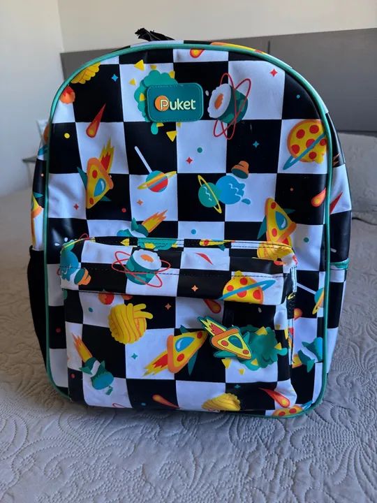 Mochila Puket - nova - Space Food - Preta e Branca