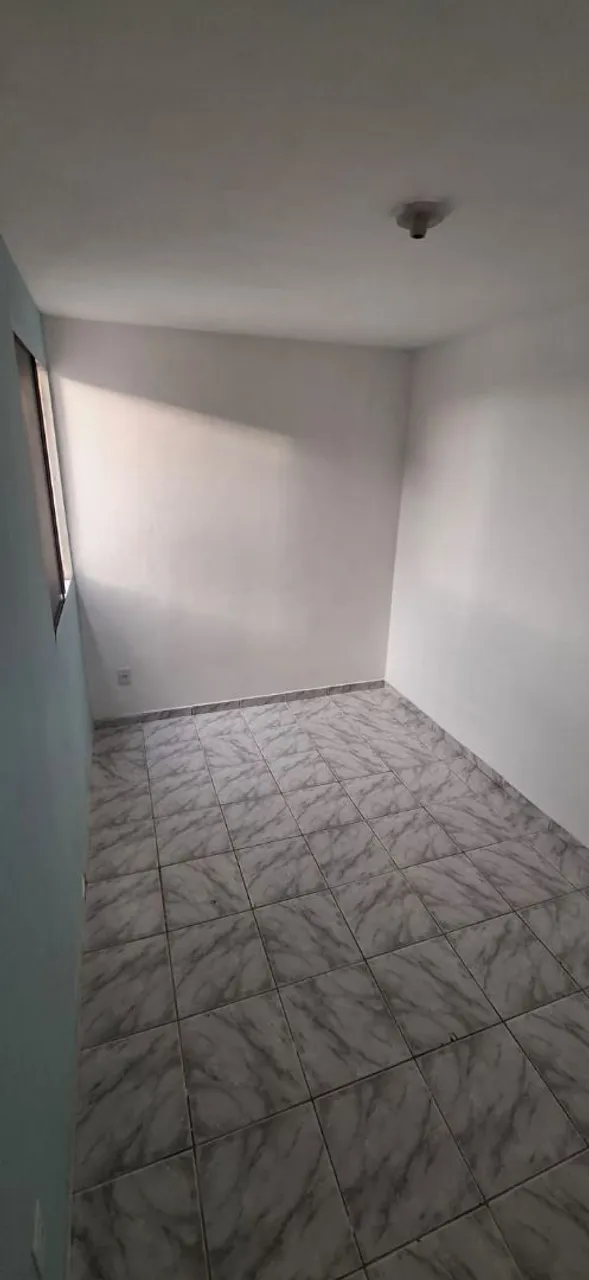 ALUGO APARTAMENTO NO BOSQUE DOS FLAMBOIAES