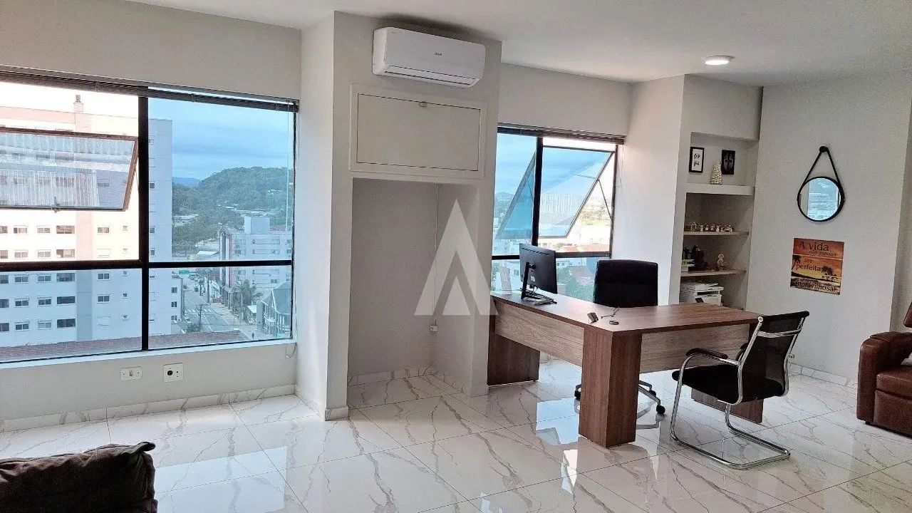 Sala Comercial à venda no bairro CENTRO em JOINVILLE, por R$ 257.460.00. - Foto 4