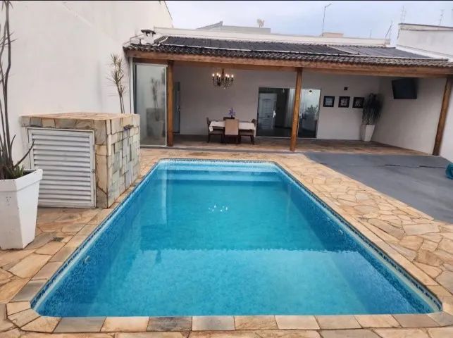 vende-se casa no bairro nordeste 3 quartos