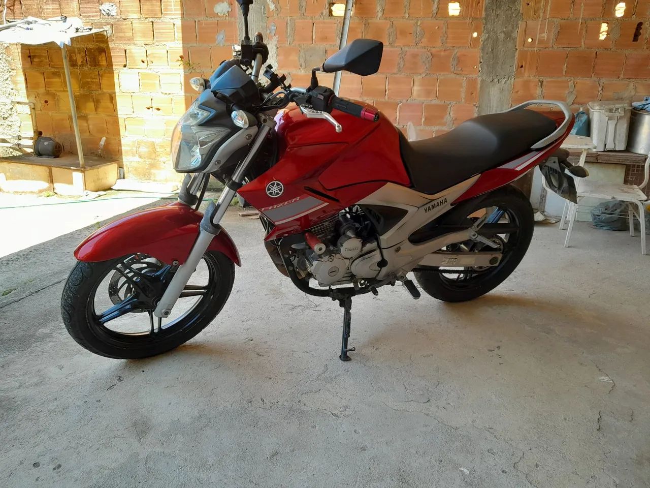 Yamaha Fazer 250 2013, troco por moto menor  150 ou 160 - Foto 2