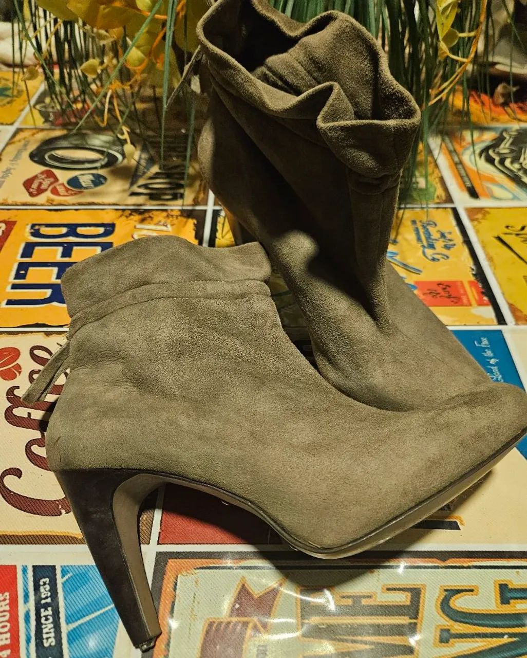 BOTA NOBUCK CANO CURTO ZARA - Foto 3