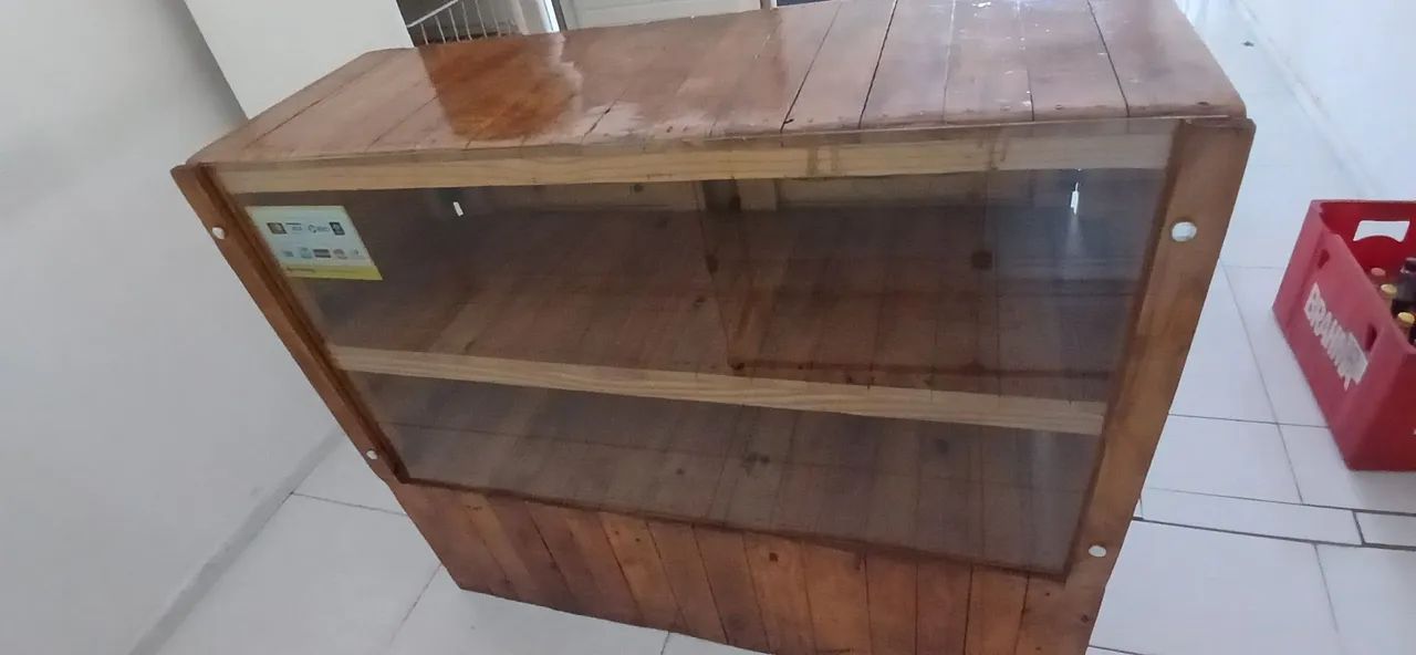 Balcão Expositor em Madeira - Elegância, Qualidade e Funcionalidade - Foto 2