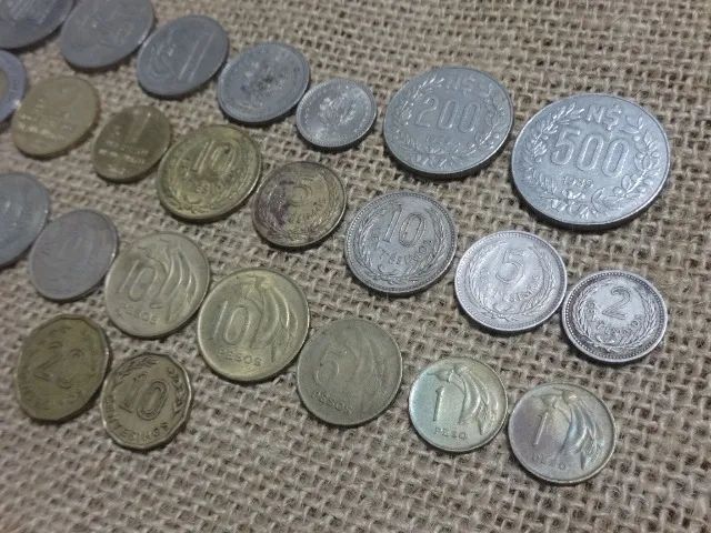 Coleção de moedas antigas do Uruguai - Foto 3